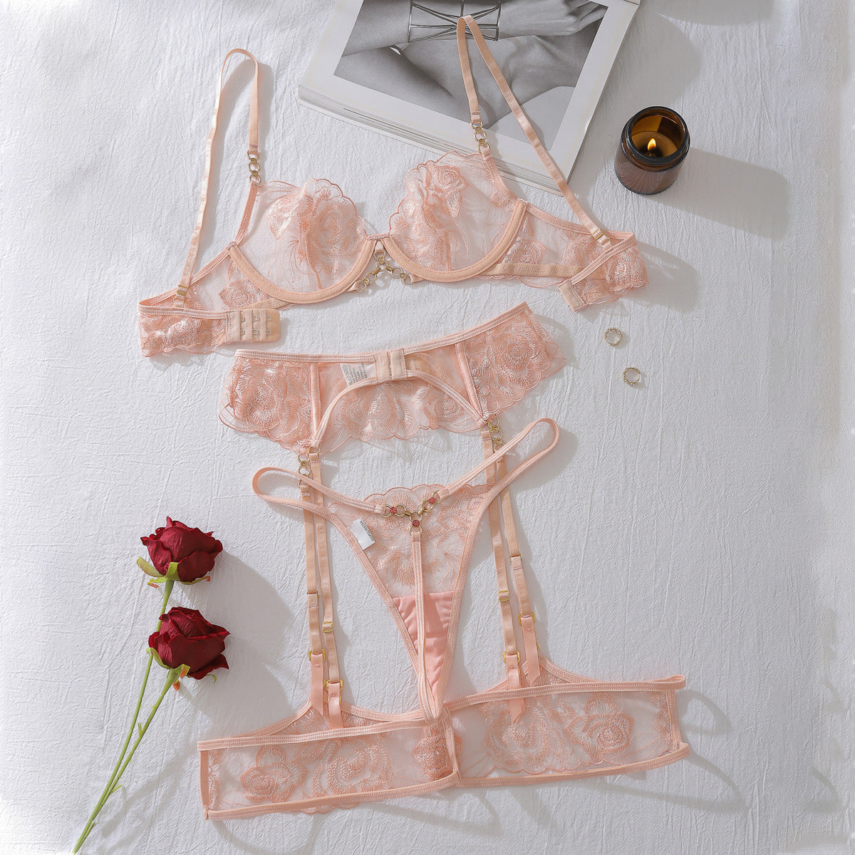 Lace & Embroidery Lingerie Set | Bra & Panties | Niviski
